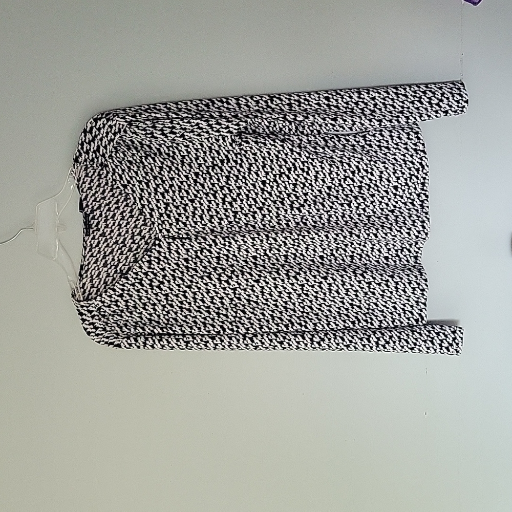 NWT Tahara blouce